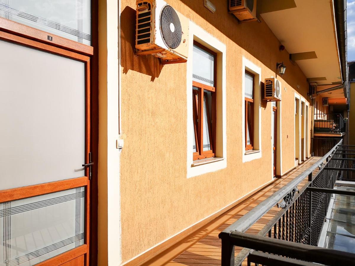 Filinhome Dunavska Studio 2 Nowy Sad Zewnętrze zdjęcie